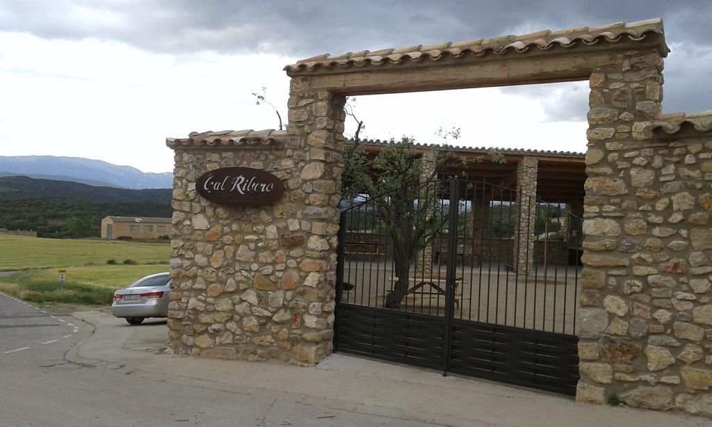 Cal Ribero Aparthotel Vilanova De La Sal Buitenkant foto