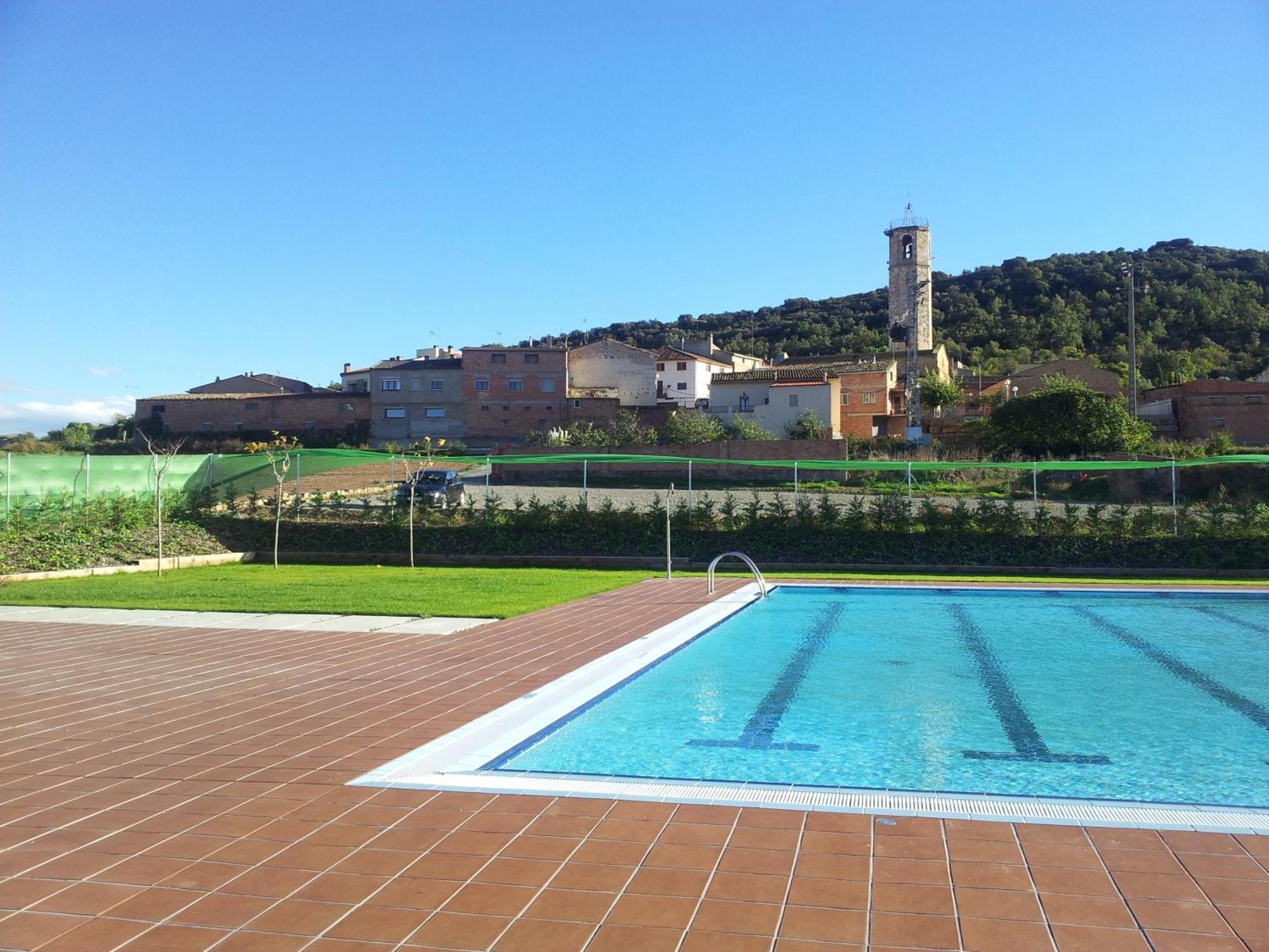 Cal Ribero Aparthotel Vilanova De La Sal Buitenkant foto