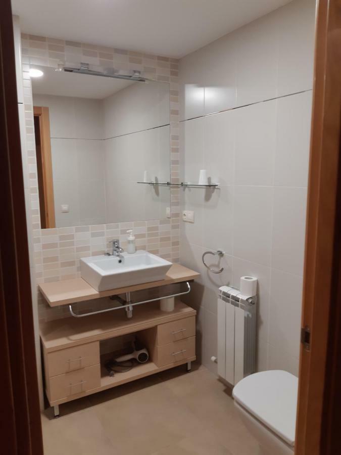 Cal Ribero Aparthotel Vilanova De La Sal Buitenkant foto