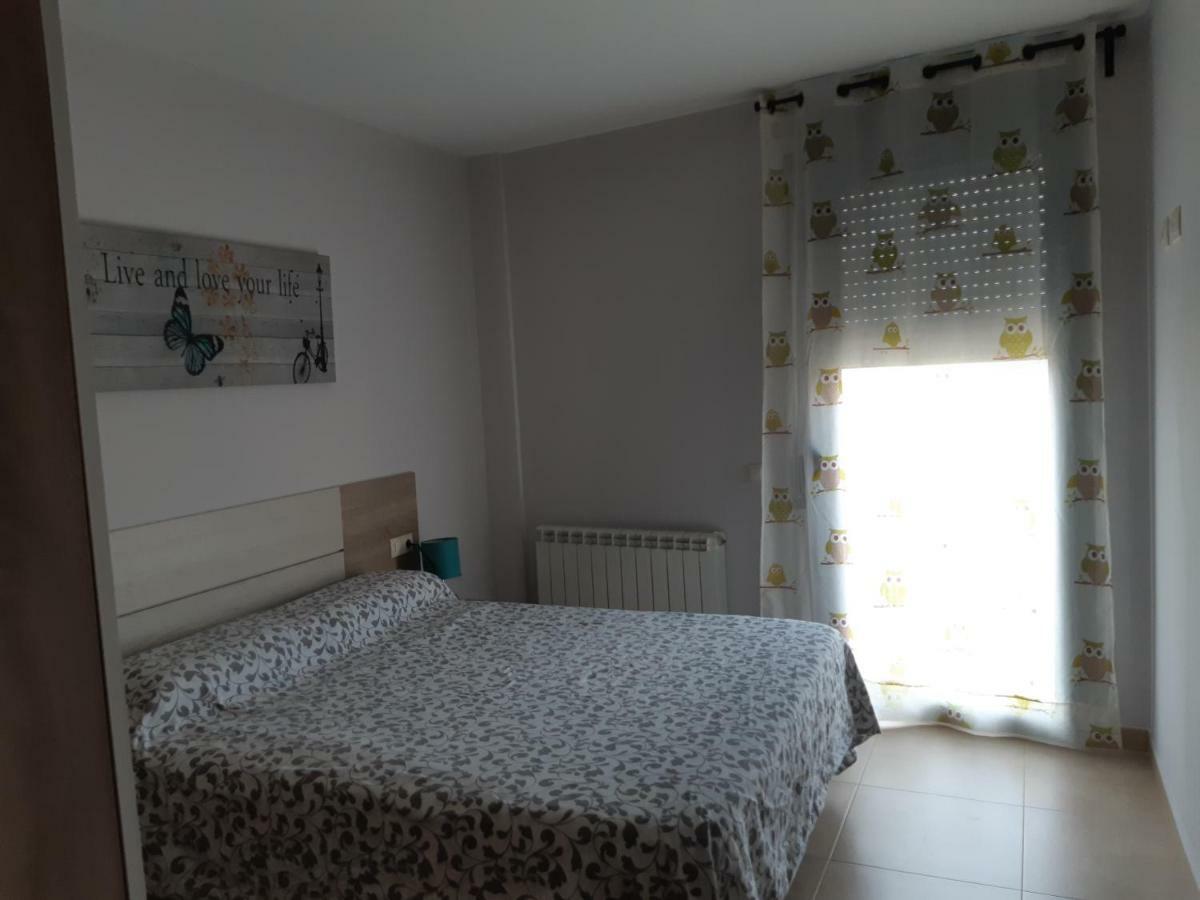 Cal Ribero Aparthotel Vilanova De La Sal Buitenkant foto