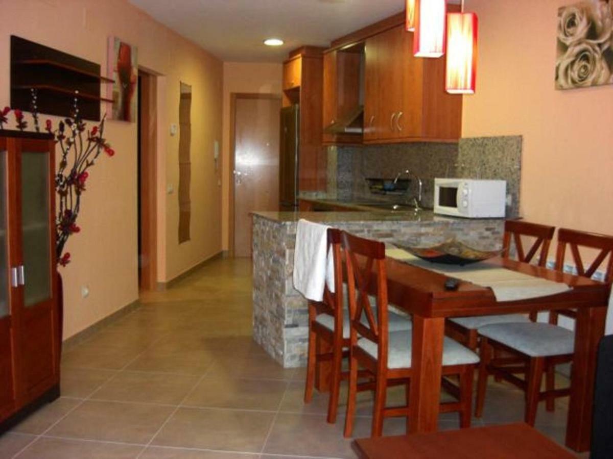 Cal Ribero Aparthotel Vilanova De La Sal Buitenkant foto
