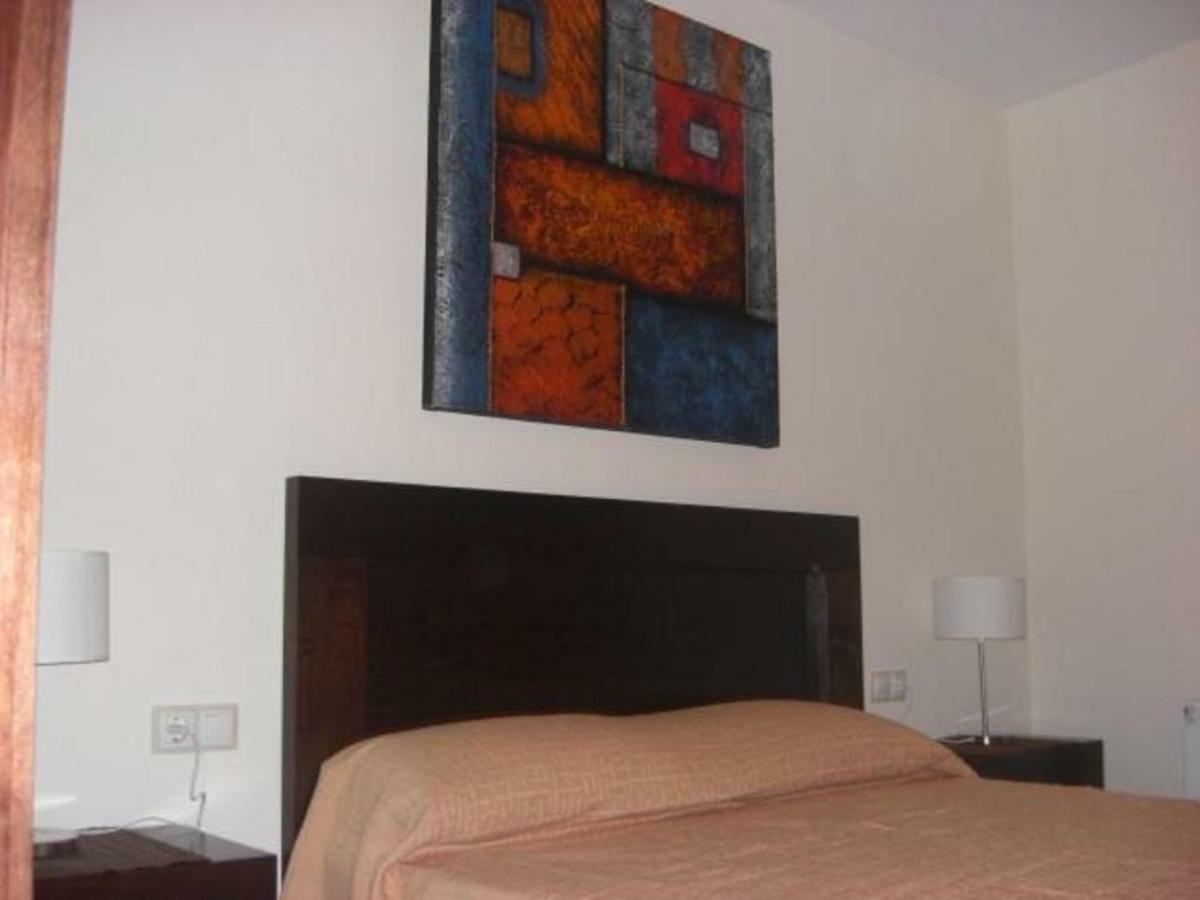 Cal Ribero Aparthotel Vilanova De La Sal Buitenkant foto